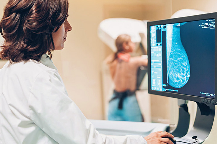 COVID-19 и рак молочной железы: о чем должен знать онколог?